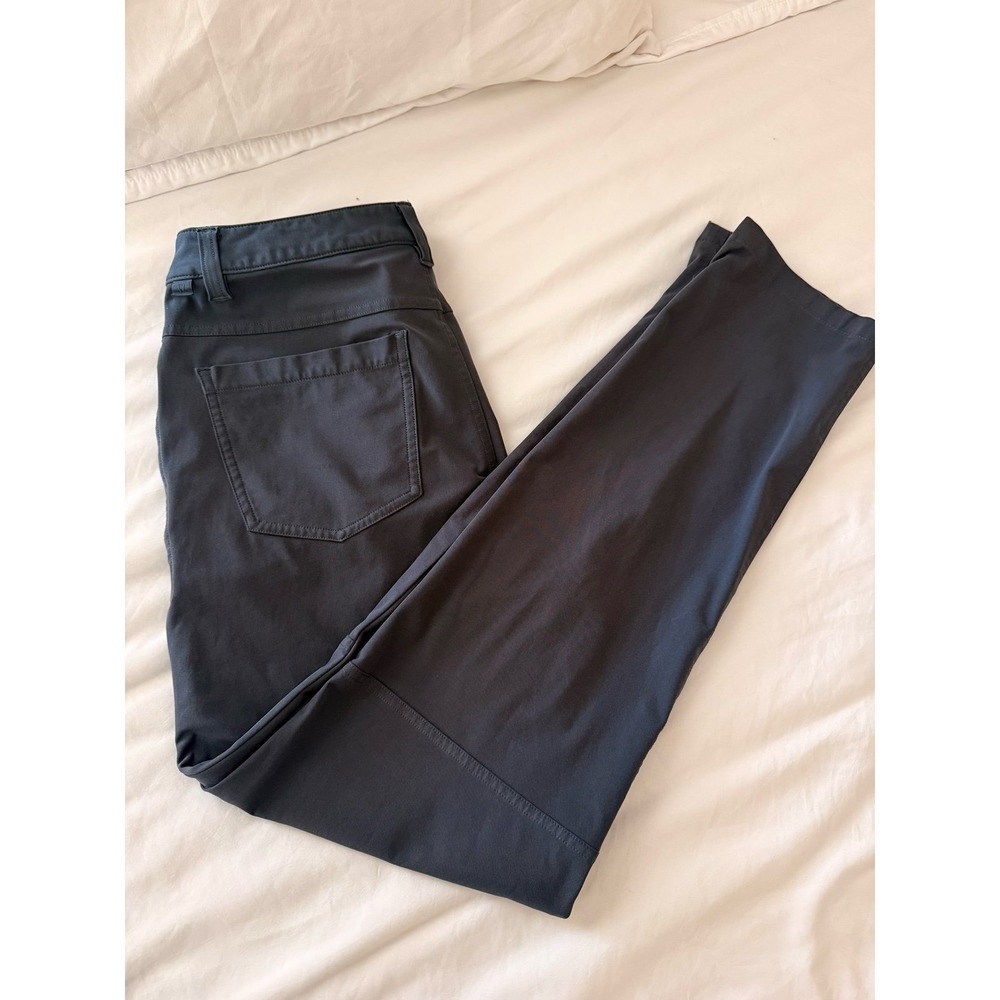 LULULEMON MENS ABC Classic-Fit 5 Pocket Pant 28 
Warpstreme